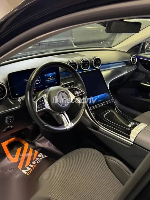 مرسيدس C 180 2023 أسود مستعملة للبيع - 2