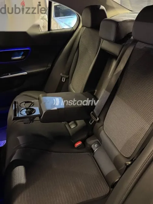 مرسيدس C 180 2023 أسود مستعملة للبيع - 6