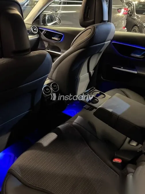 مرسيدس C 180 2023 أسود مستعملة للبيع - 8