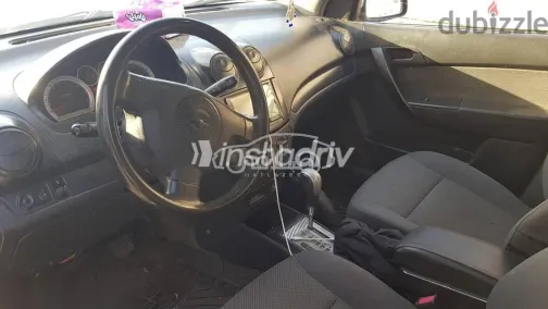 شيفروليه افيو 2008 رمادي مستعملة للبيع - 2