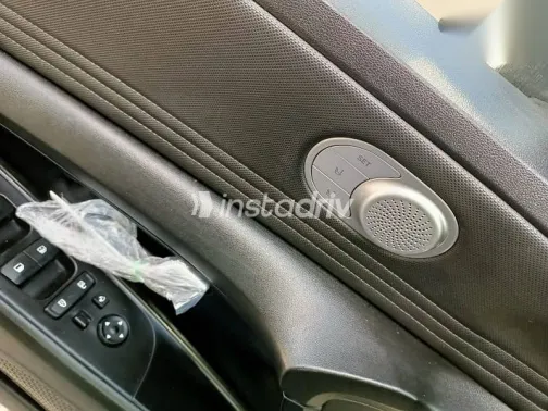 هيونداي إلنترا 2021 بني مستعملة للبيع - 4