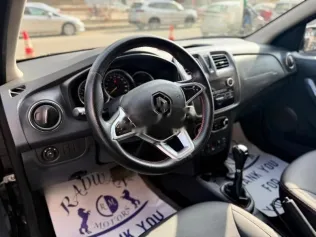 رينو سانديرو  ( ستيب  واى ) 2022 أسود مستعملة للبيع