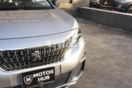 بيجو 3008 2020 فضي مستعملة للبيع - 4