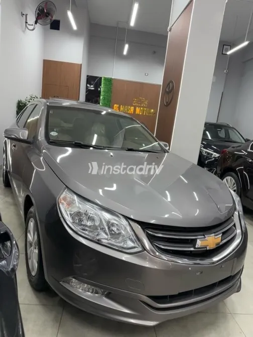 شيفروليه أوبترا 2023 فضي مستعملة للبيع - 1