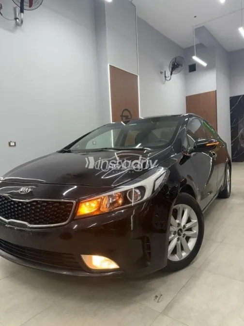 Kia Cerato 2018 Black Used for Sale - 3