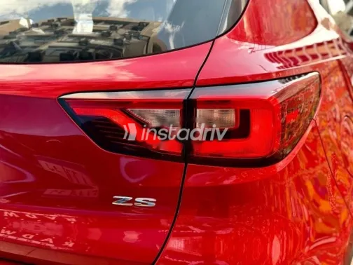 ام جى ZS 2024 أحمر مستعملة للبيع - 2