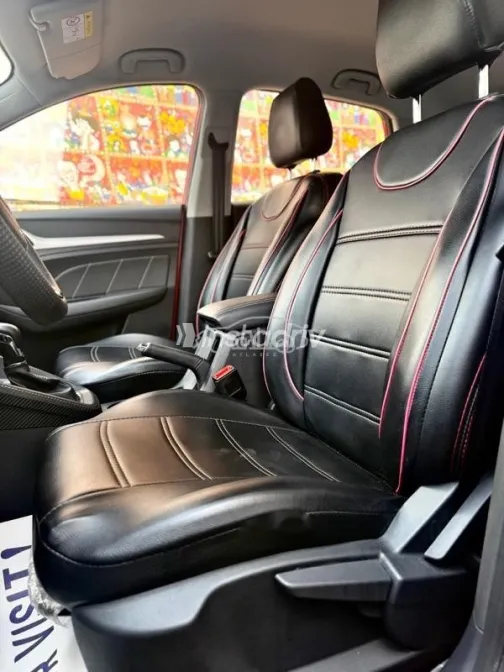 ام جى ZS 2024 أحمر مستعملة للبيع - 4