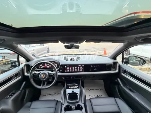 بورش كايين 2024 أسود مستعملة للبيع - 3