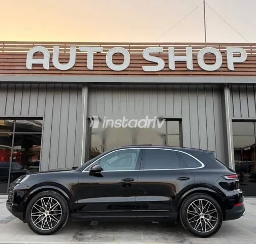 بورش كايين 2024 أسود مستعملة للبيع - 8