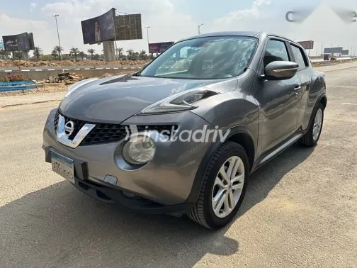 Nissan Juke 2015 Gray Used for Sale - 1