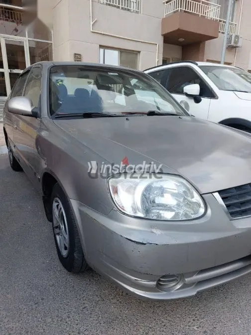 هيونداي فيرنا 2013 ذهبي مستعملة للبيع - 5