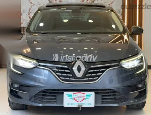 رينو ميجان 2022 رمادي مستعملة للبيع - 1
