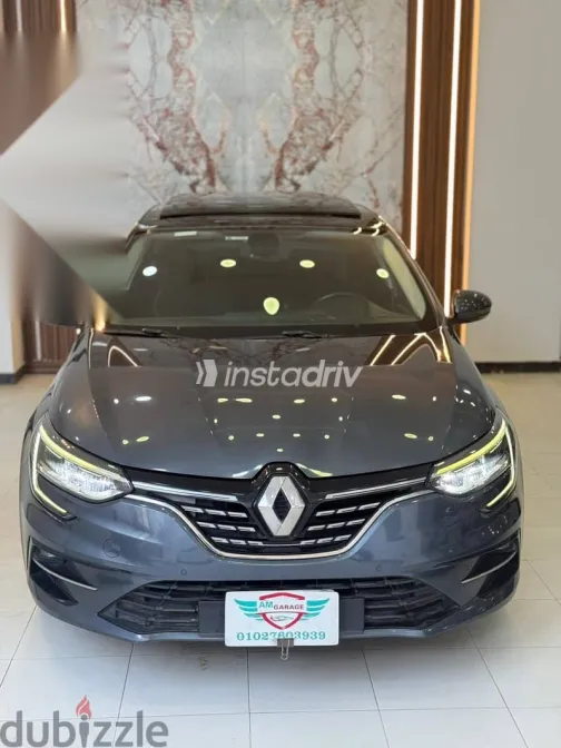 رينو ميجان 2022 رمادي مستعملة للبيع - 2