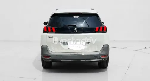 Peugeot 5008 2020 White Used for Sale - 2