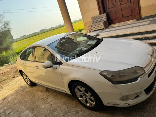 سيتروين C5 2015 أبيض مستعملة للبيع - 2