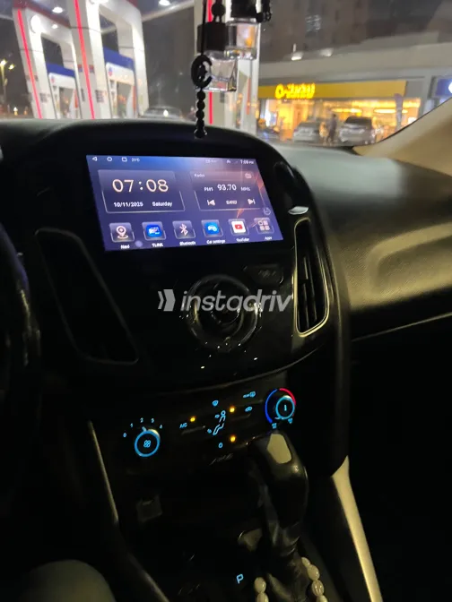 فورد فوكس 2015 أبيض مستعملة للبيع - 6