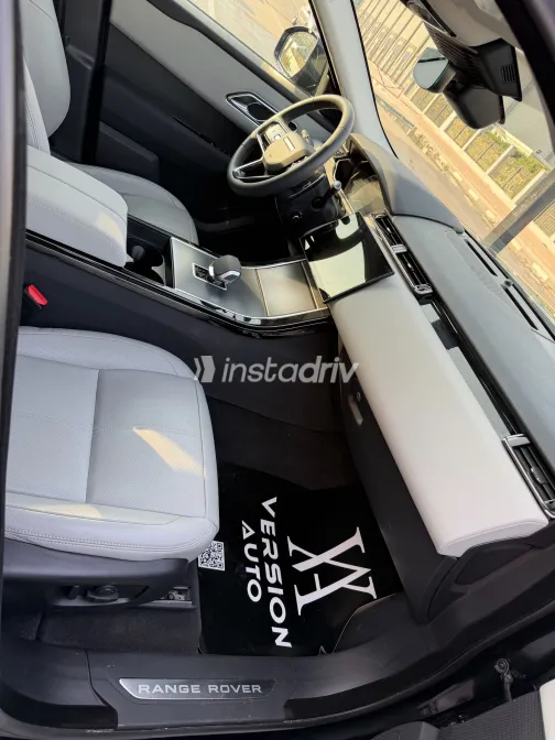 Land Rover Velar 2025 White Used for Sale - 4