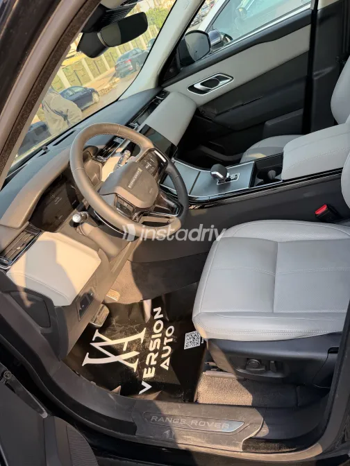 Land Rover Velar 2025 White Used for Sale - 5