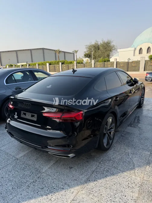 اودي A5 2024 أبيض مستعملة للبيع - 1