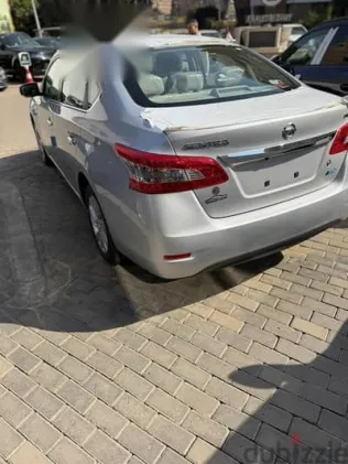 نيسان سنترا 2026 فضي جديدة للبيع