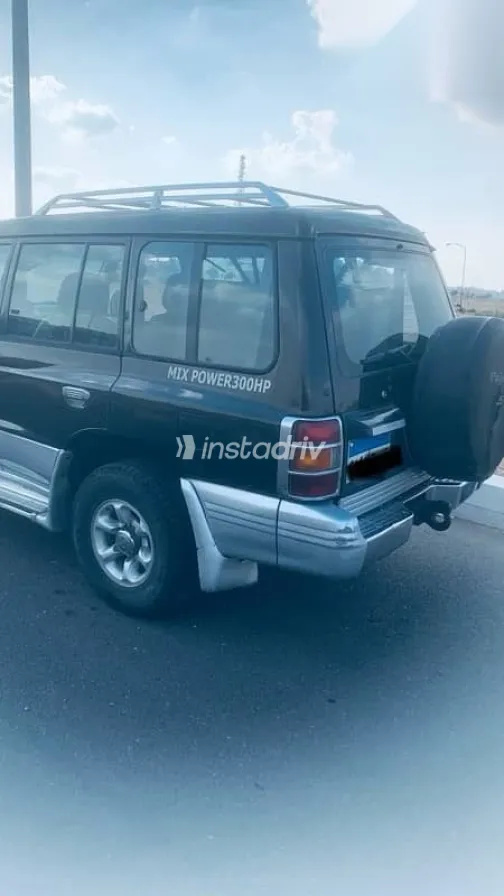 ميتسوبيشي باجيرو 1999 رمادي مستعملة للبيع - 2