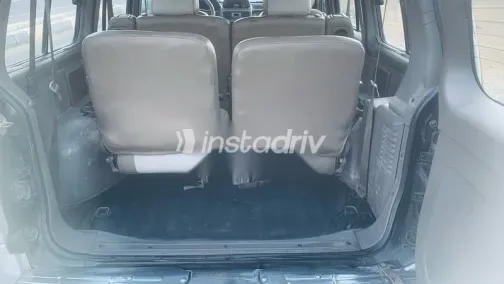 ميتسوبيشي باجيرو 1999 رمادي مستعملة للبيع - 7