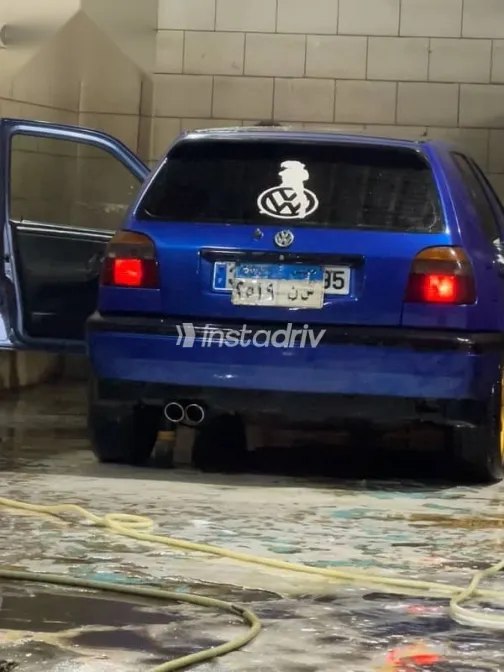 فولكس فاغن جولف 1992 أزرق غامق مستعملة للبيع - 2