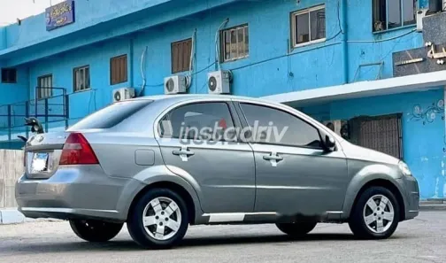 Chevrolet Aveo 2014 Silver Used for Sale - 5