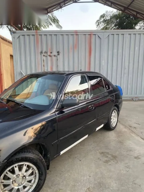 هيونداي فيرنا 2019 أسود مستعملة للبيع - 3