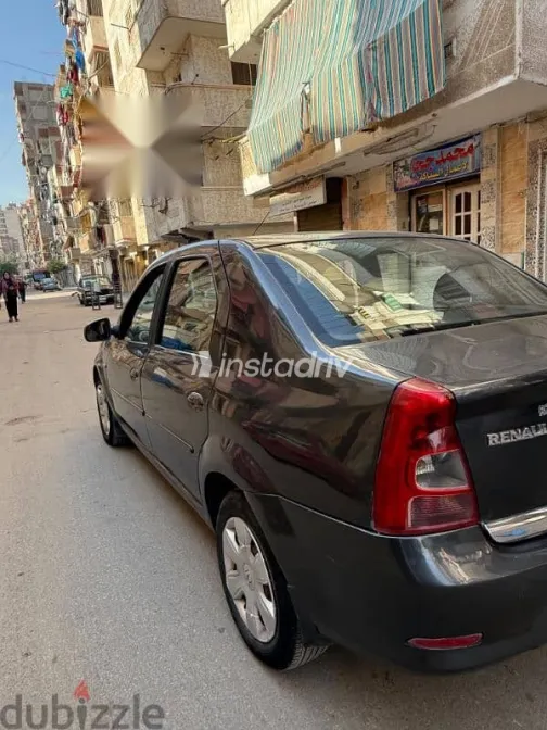 Renault Logan 2010 Gray Used for Sale - 1