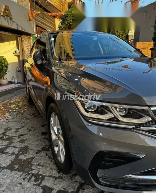 فولكس فاغن تيجون 2021 أزرق غامق مستعملة للبيع - 4