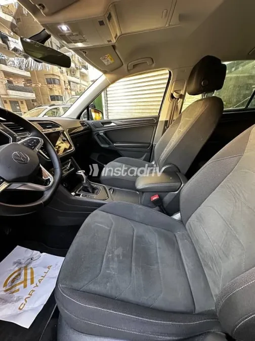 فولكس فاغن تيجون 2021 أزرق غامق مستعملة للبيع - 8