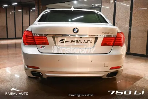 BMW 750 2009 Silver Used for Sale - 4