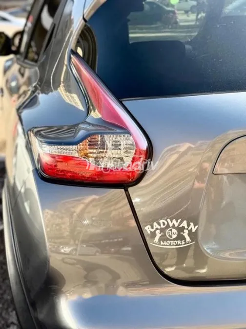 Nissan Juke 2016 Gray Used for Sale - 2