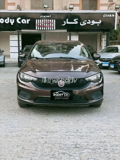 فيات تيبو 2020 بني مستعملة للبيع - 1