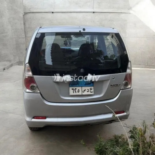 Daihatsu YRV 2004 Silver Used for Sale - 2