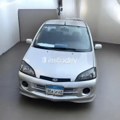 Daihatsu YRV 2004 Silver Used for Sale - 3