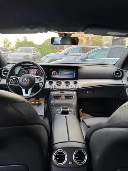 Mercedes E 180 2019 Gray Used for Sale - 4