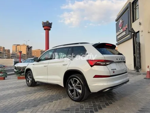 سكودا كودياك 2022 أبيض مستعملة للبيع - 3