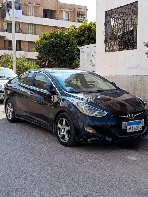 هيونداي إلنترا ام دى 2012 أسود مستعملة للبيع - 2