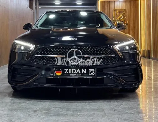 مرسيدس C 200 2024 أسود مستعملة للبيع - 5