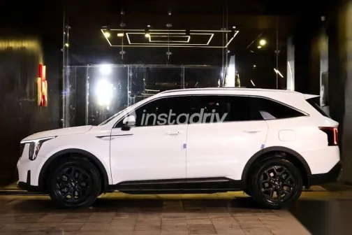 كيا سورينتو 2024 أبيض جديدة للبيع - 4