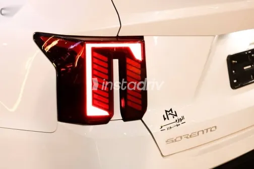 كيا سورينتو 2024 أبيض جديدة للبيع - 6