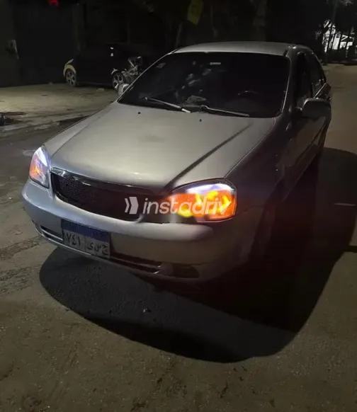 شيفروليه أوبترا 2006 فضي مستعملة للبيع - 5