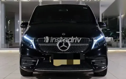 Mercedes Viano 2023 Black Used for Sale - 1