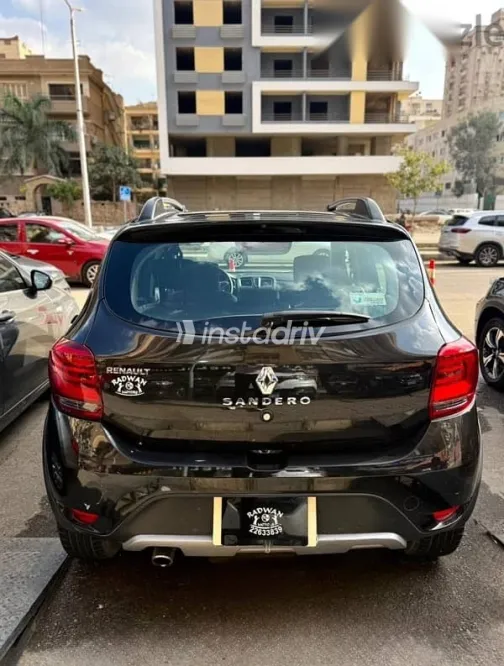 Renault Sandero 2022 Black Used for Sale - 9