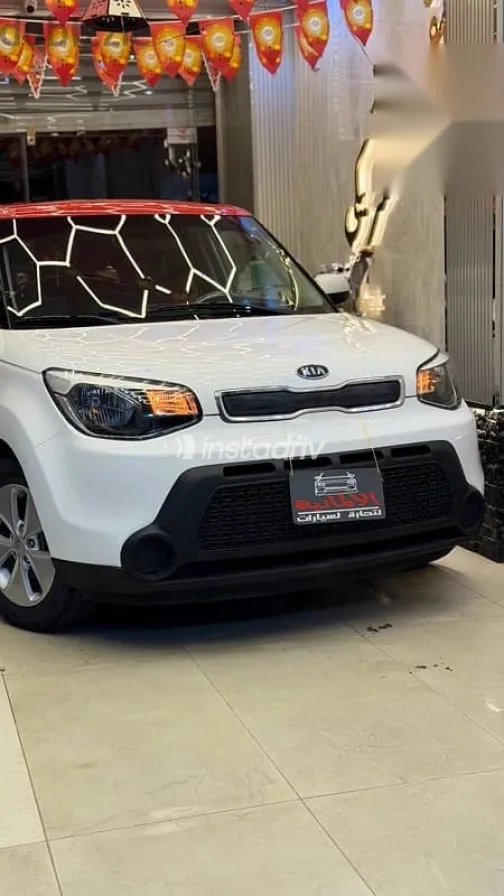 كيا سول 2014 أبيض مستعملة للبيع - 7