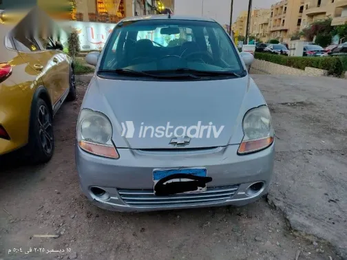 شيفروليه سبارك 2009 فضي مستعملة للبيع - 2