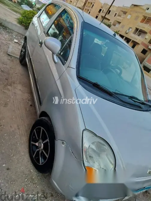 شيفروليه سبارك 2009 فضي مستعملة للبيع - 3