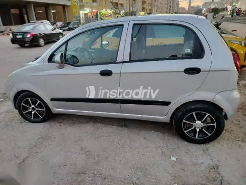 شيفروليه سبارك 2009 فضي مستعملة للبيع - 5